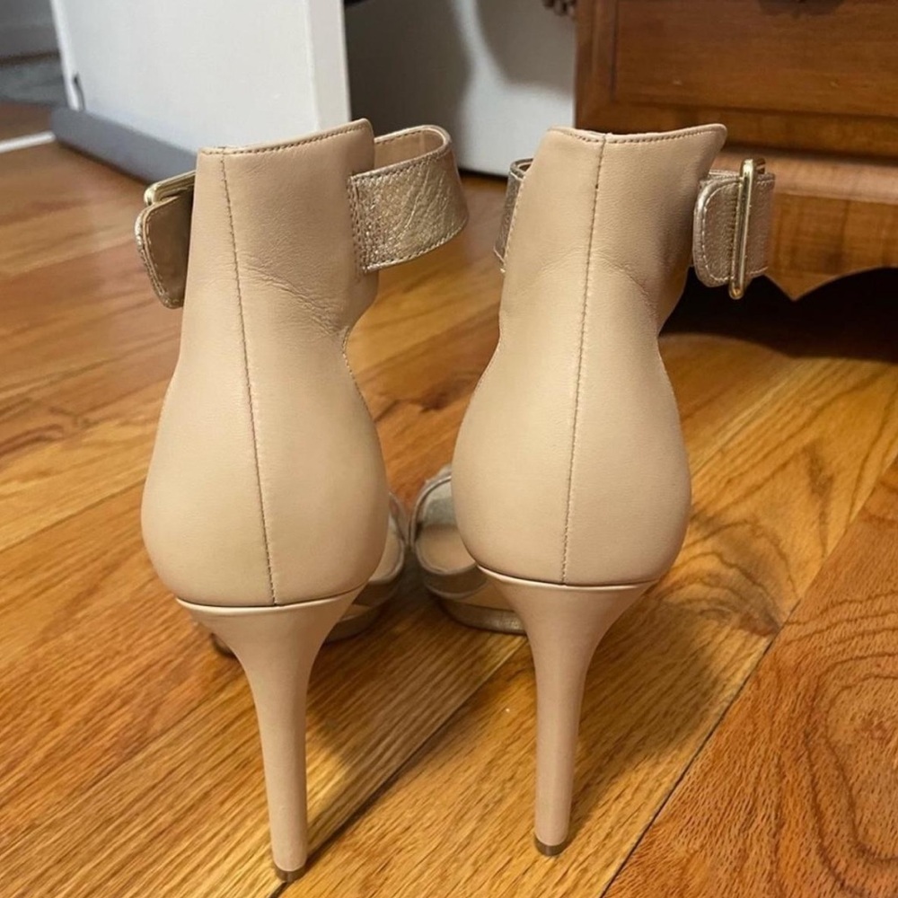 Gold Heels - Picture 5 of 6